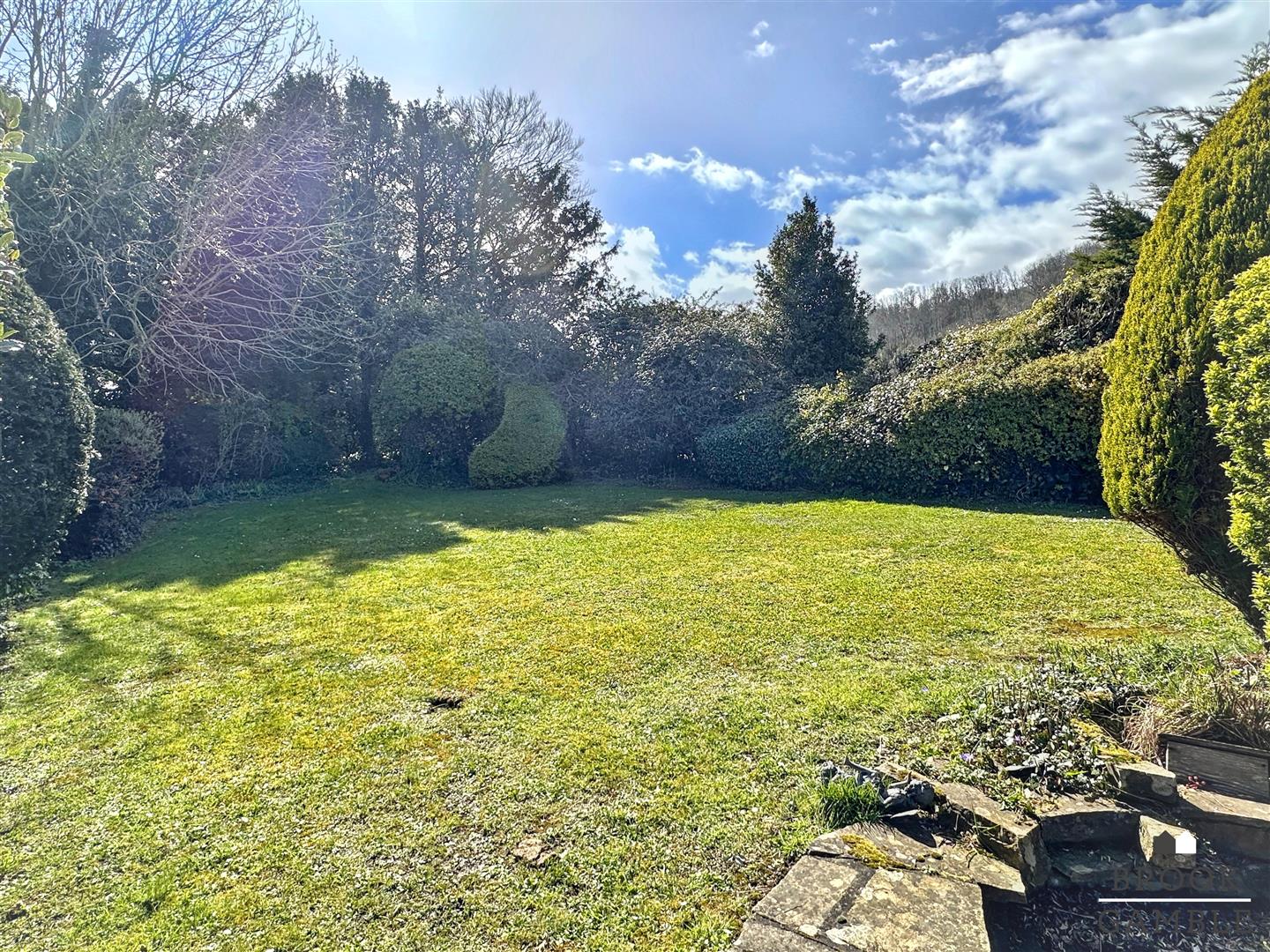 3 Bedroom House. Old Mansion Close in Eastbourne, East Sussex 19